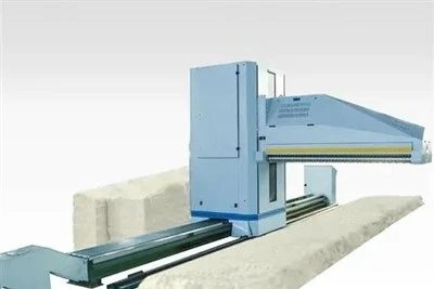Reciprocating Bale Opener